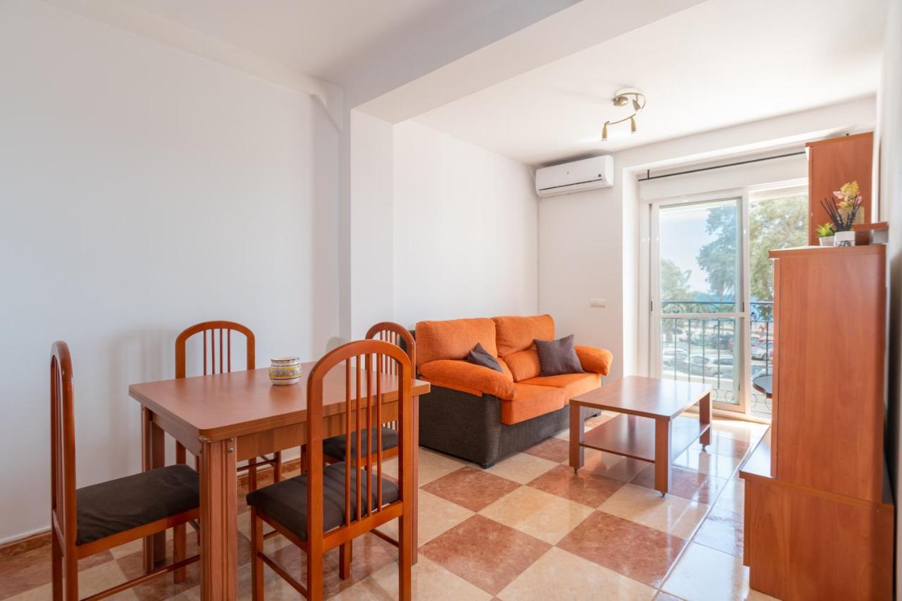 Renthas Pedregalejo Beach Apartments Málaga Exterior foto