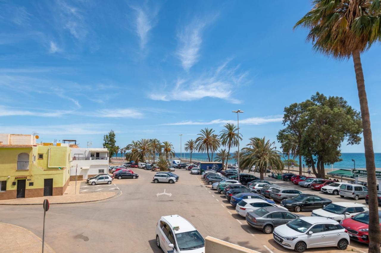 Renthas Pedregalejo Beach Apartments Málaga Exterior foto