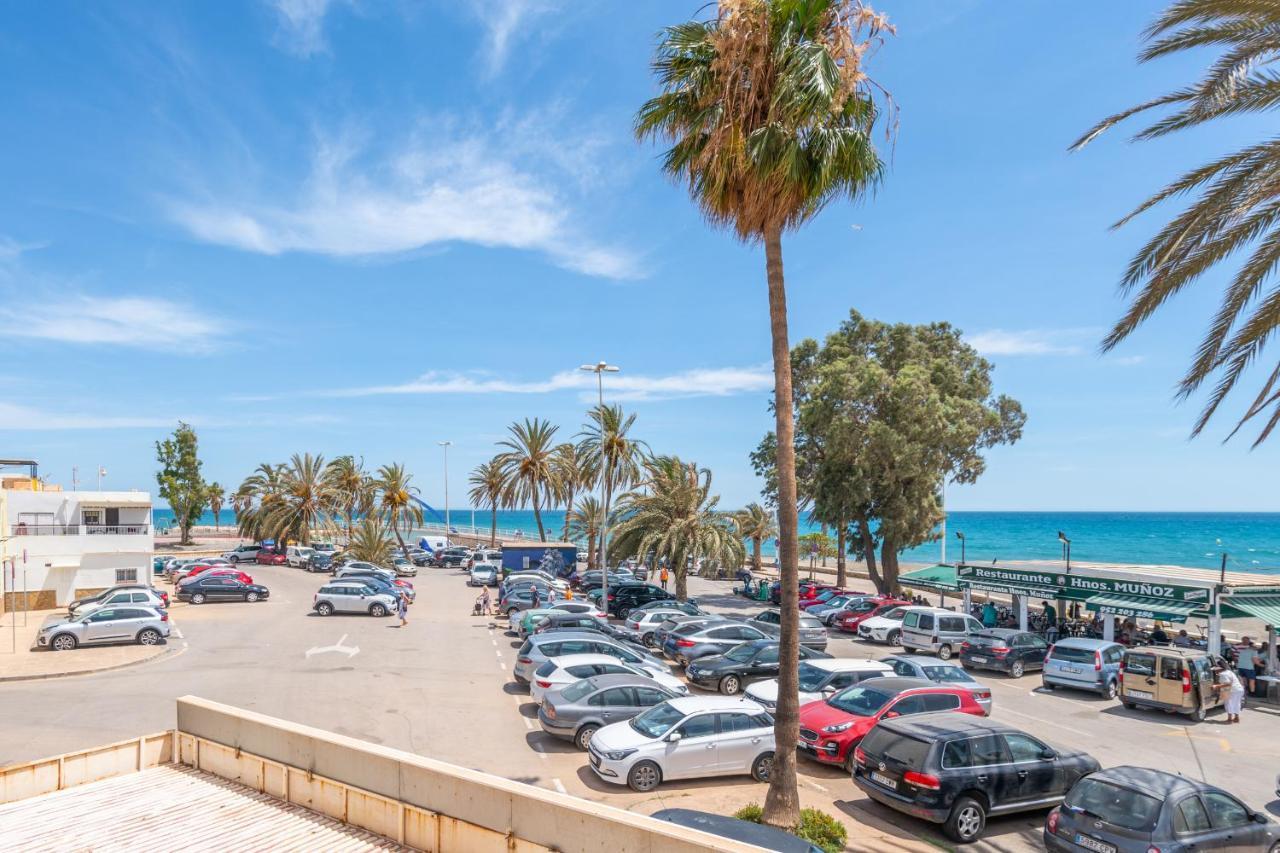 Renthas Pedregalejo Beach Apartments Málaga Exterior foto