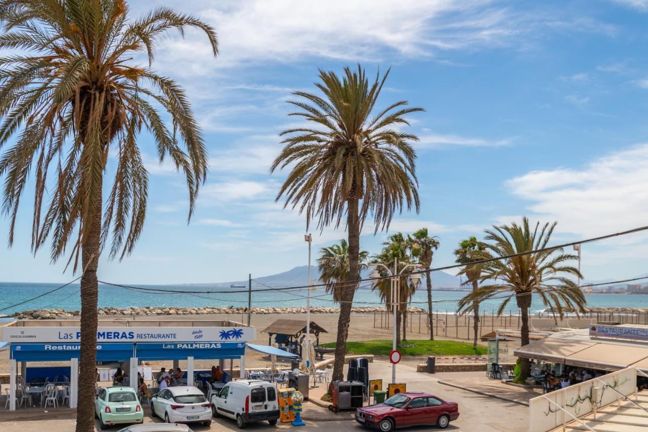 Renthas Pedregalejo Beach Apartments Málaga Exterior foto