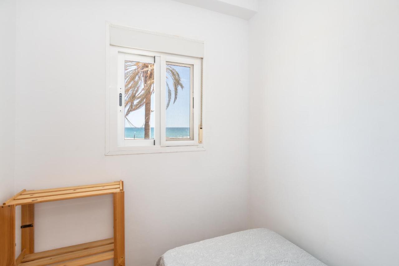 Renthas Pedregalejo Beach Apartments Málaga Exterior foto